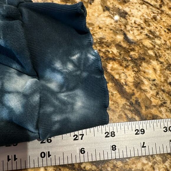 Mododoc Women’s Medium 2 Piece Hoodie Jogger Set in Teal and White Tie Dye - Picture 9 of 9